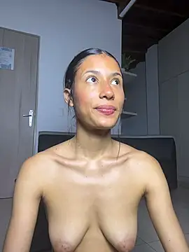 Valentinabaker live