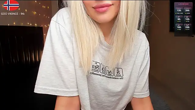 Elle_goldman live
