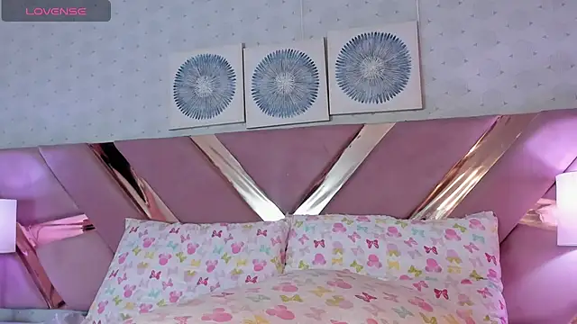 ChloeLaurentt live