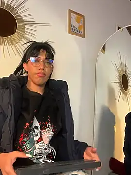 _zoe_bakerr live