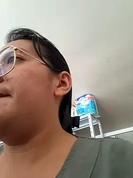 Dr_Edna_naughty live