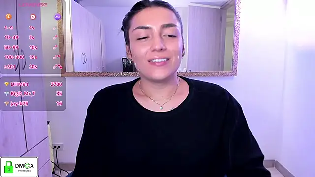 EricaVanderhill live