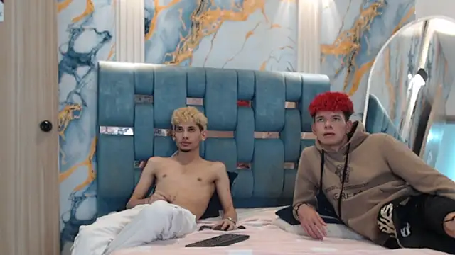 Hot_skinny_guys live