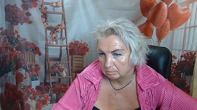 RenataDaster live