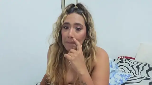 IsabelaAcosta live