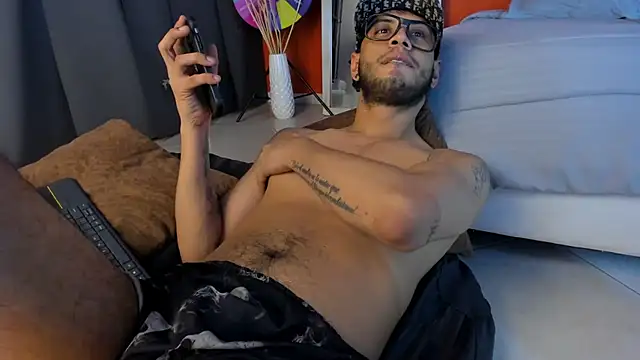Colby_brown03 live