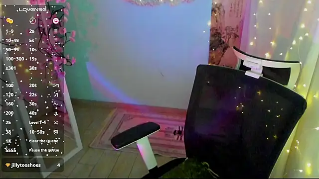 Mona_Esty live