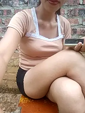 Elena_Mia live