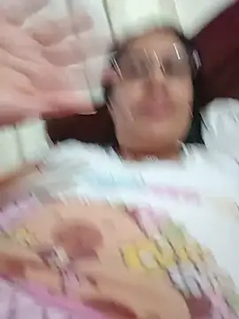 Emilif_ live