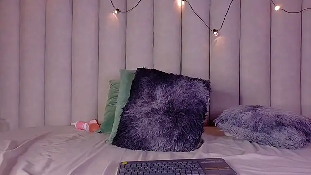 MatildaTaylor__ live
