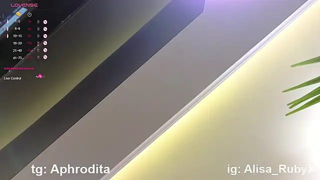 Alisa_Ruby live