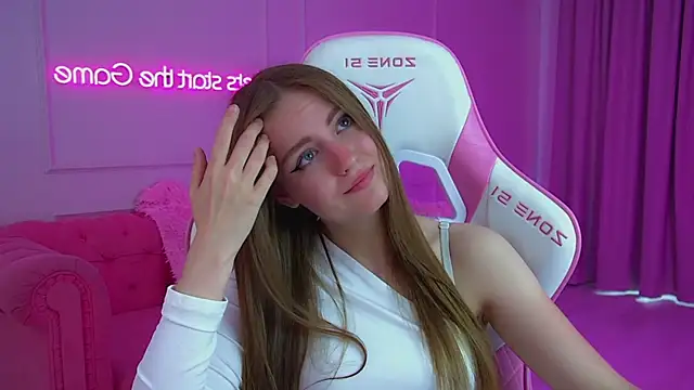 SofiaSarvains live