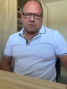 coupleLatinaLovers live