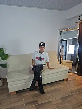 Darwinstark_ live