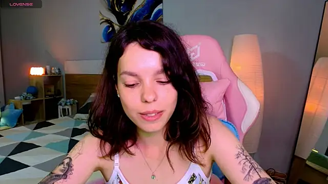 Maya_Campbell live