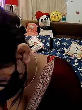 Divya_girl live