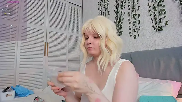 Stacy_Starr live
