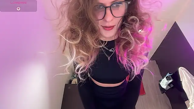 AlicePinkhead live