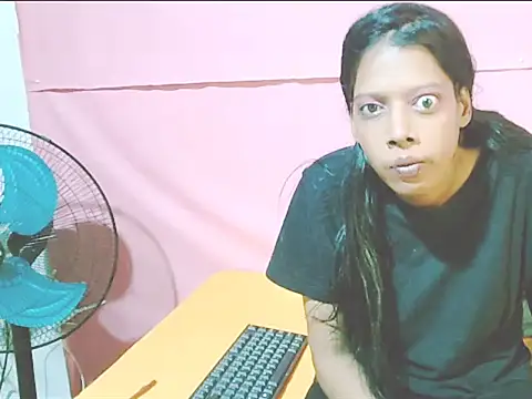 IndianSexyFoxy live