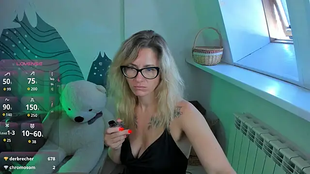 LadyIzabel live