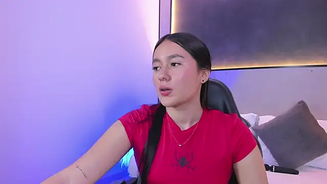 mia_slora live