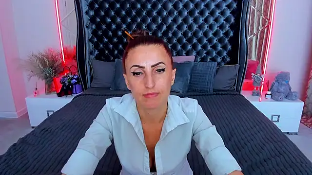 Rebecca_Diamond live