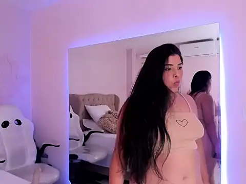 EmilySanchezz live