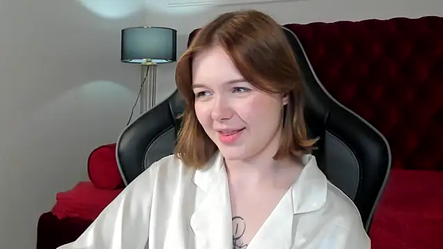 ElinaVale live