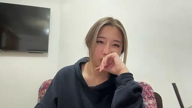 CloudyClamber live