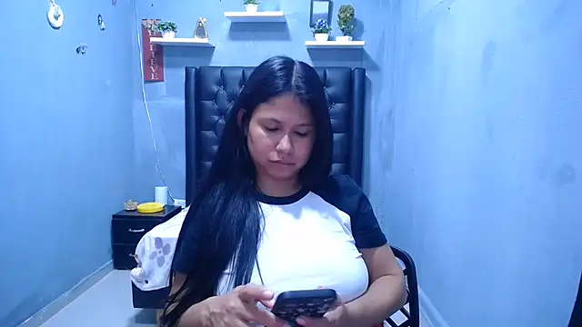 Letty_Plugxo live