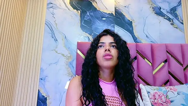 hotiergirl live