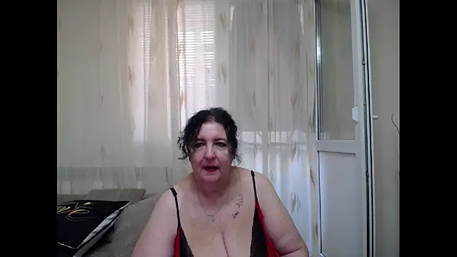 maturekorine live
