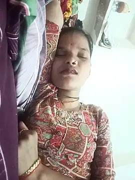 Student_garl_1 live