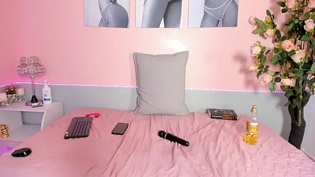 Stefany_gonzales_ live