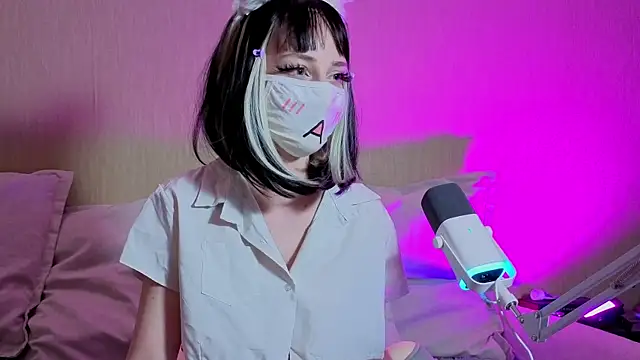 LunaNyanmi live
