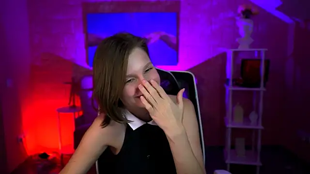 EllaHorton live
