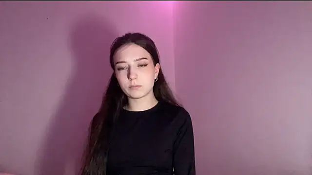 NextDoorKiora live
