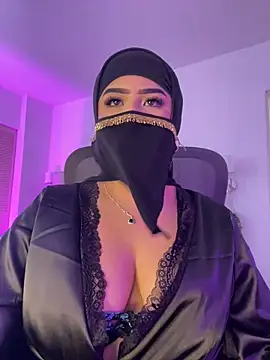Yasmin_cute live