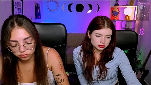 kiki_swan live