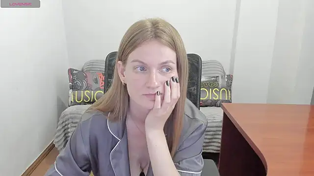 Alisha_Skyes live