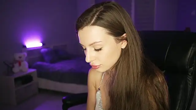 AlinaTease1 live