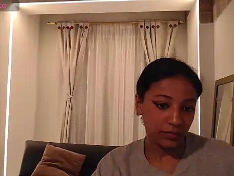 Scarleet_miaa live