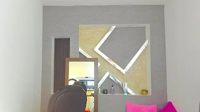 CattsyCatt live