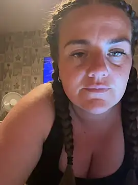 Bustygem_ live