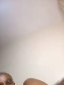 001Essyxxx live