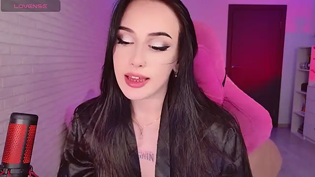 darinekoo live