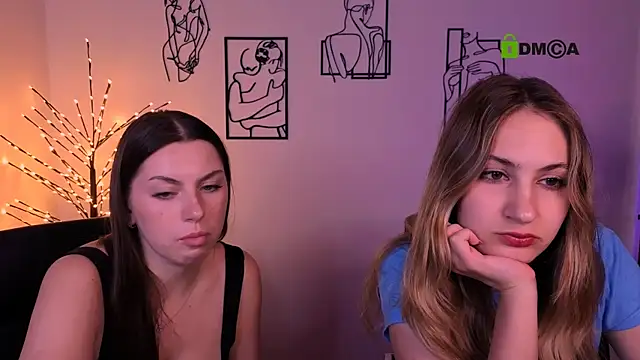 playful_sophie live