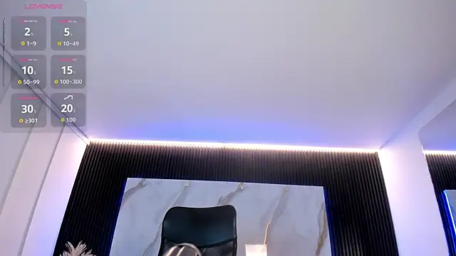 Saara_Corraless live