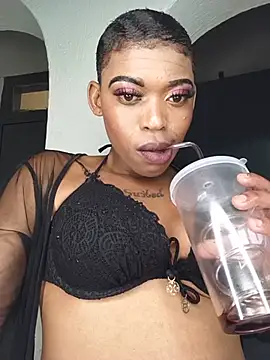 QueenZara_202 live
