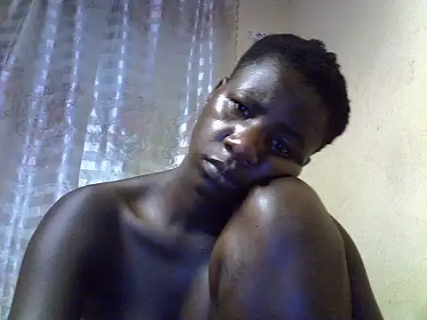 African_petite_godess live